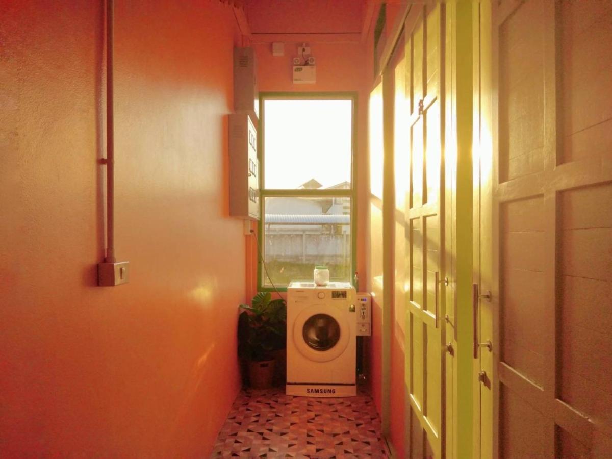 Alley51 Hotel Surat Thani Bagian luar foto
