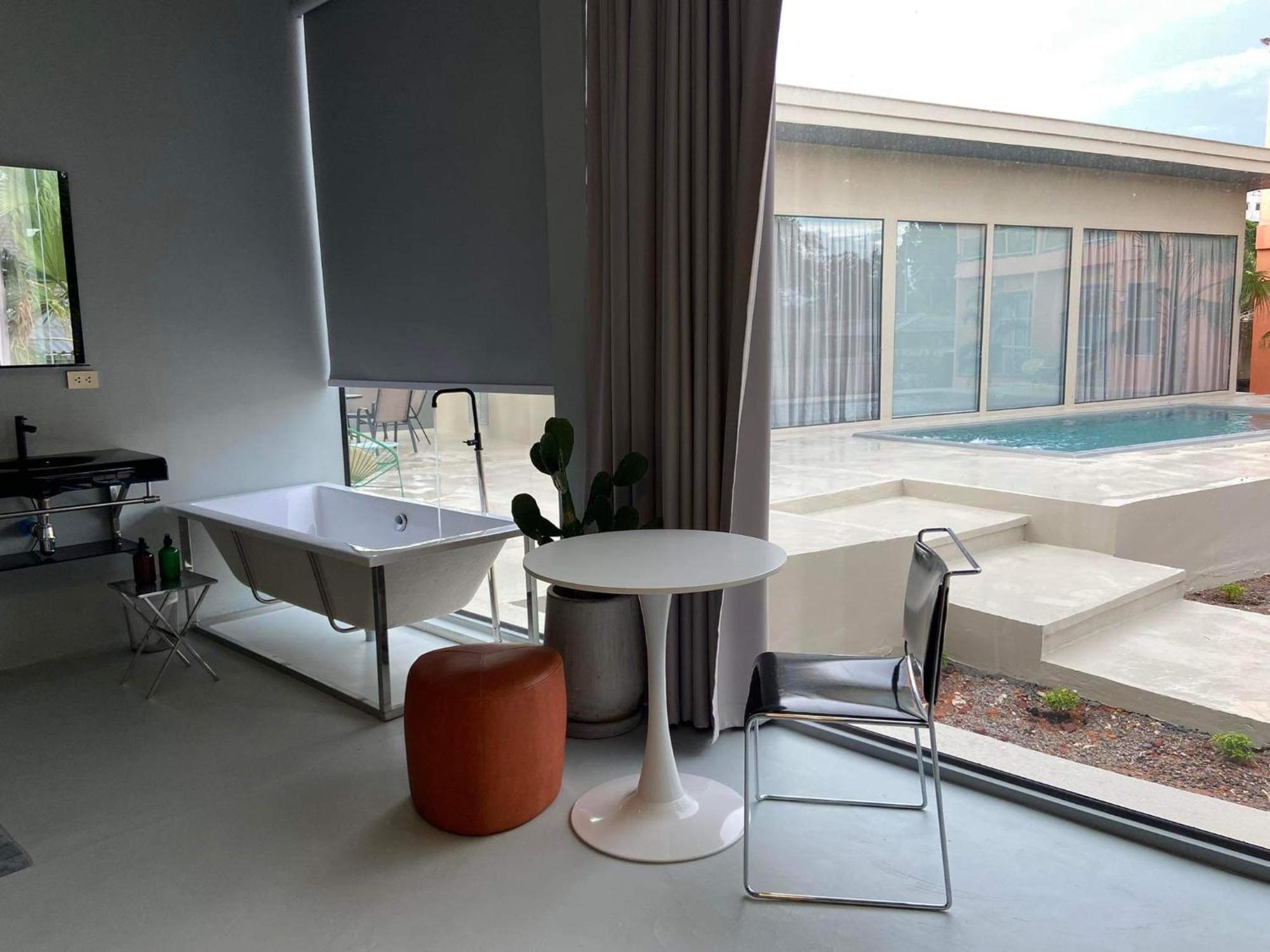 Alley51 Hotel Surat Thani Bagian luar foto